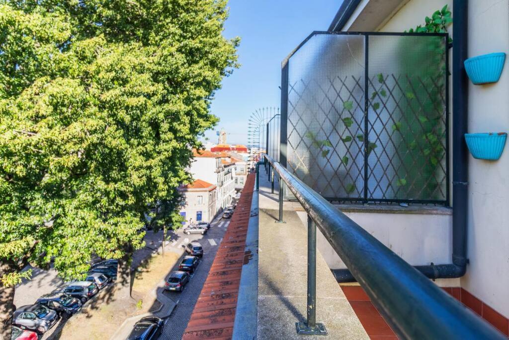 Casa Da Praca In The Center Of Porto - Guestspa Luaran gambar